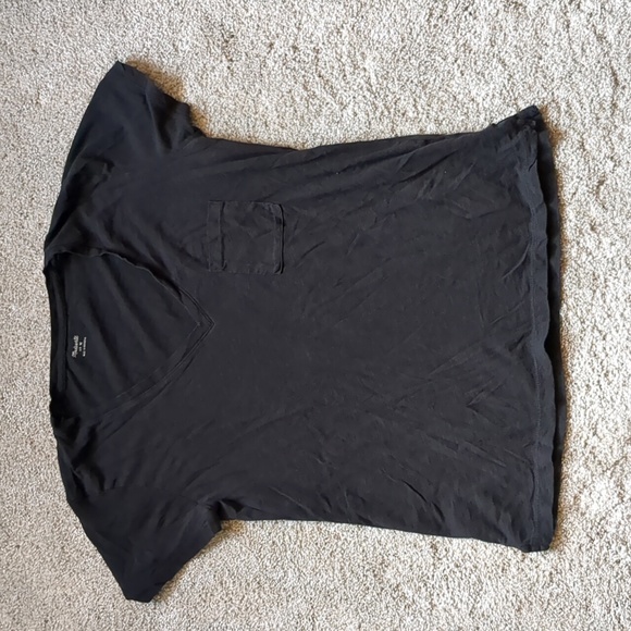 Madewell Tops - Madewell Whisper Cotton v-neck size medium